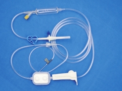 一(yī)次性使用(yòng)精密過濾輸液器(qì) 一(yī)次性使用(yòng)精密過濾輸液器(qì)